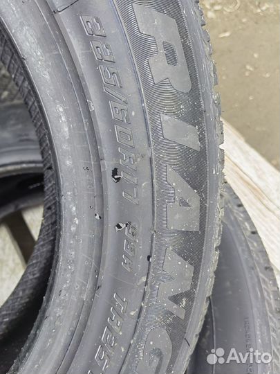 Triangle TR257 225/60 R17