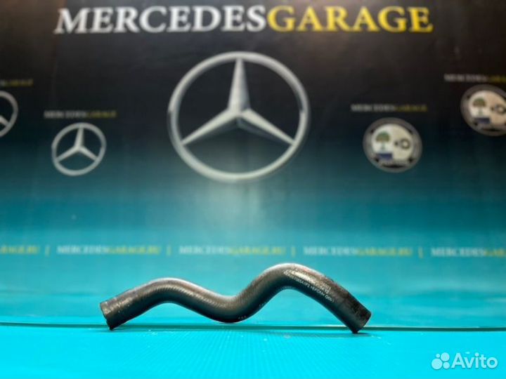 Патрубок системы охлаждения Mercedes C Class W204