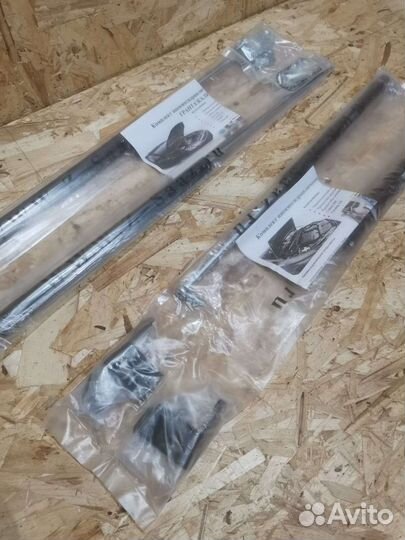 Упоры капота LADA