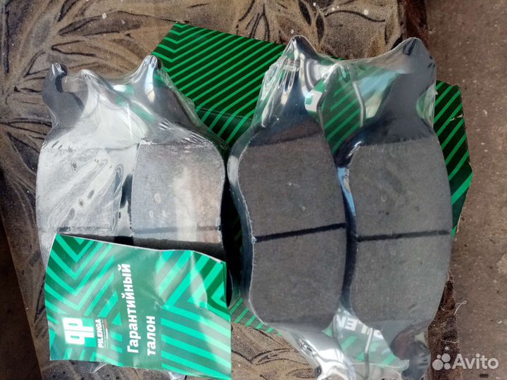 Тормозные колодки передние Форд Фокус-1