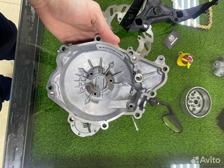 Крышка генератора YZF r6 5SL-15411-00-00