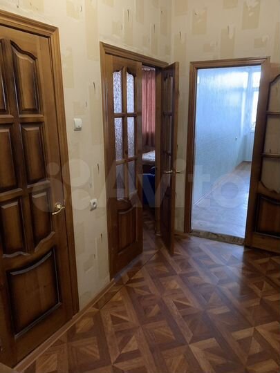 1-к. квартира, 57 м², 8/10 эт.