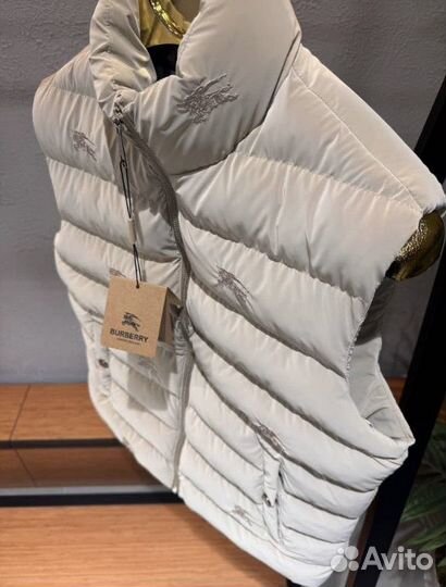 Жилетка burberry new collection