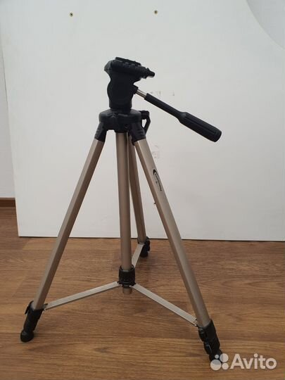 Штатив для фотоаппарата профессиональный