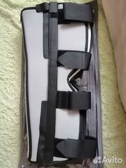 Тутор на коленный сустав