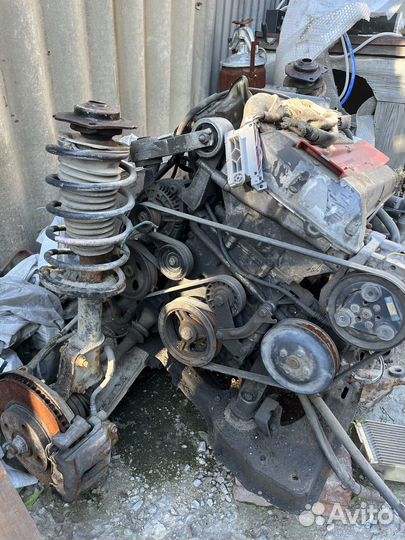 Двигатель в сборе и коробка передач saab 9000