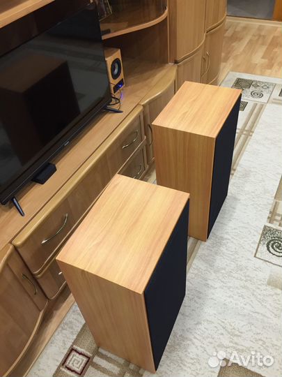 Напольные акустические колонки