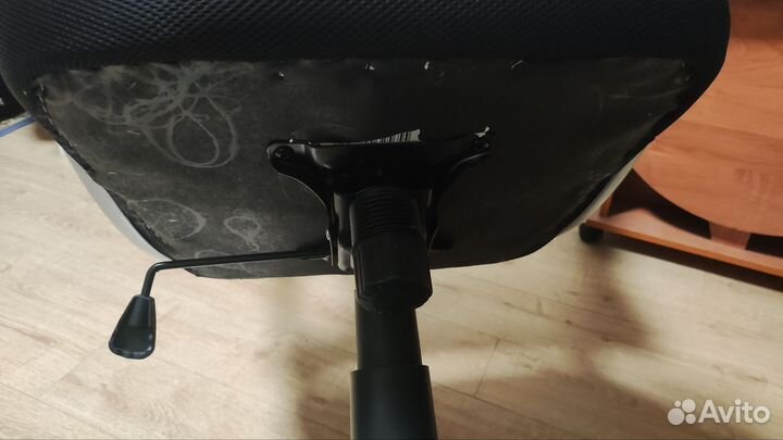 Компьютерное кресло мало бу