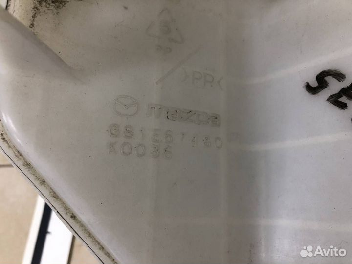 Бачок омывателя лобового стекла Mazda Mazda6