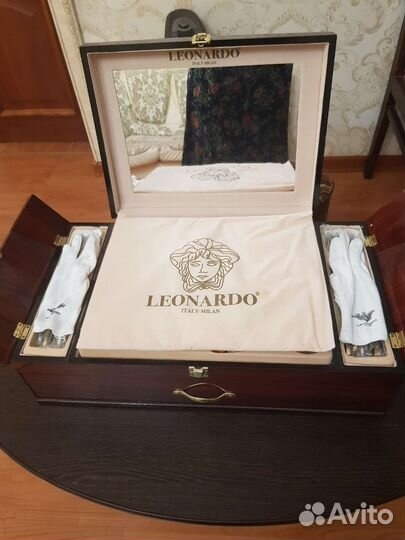 Столовый набор ложки и вилки