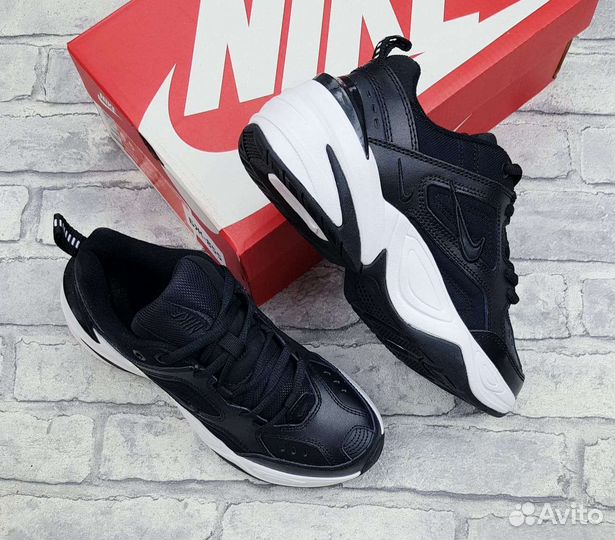 Женские кроссовки Nike Tekno M2K