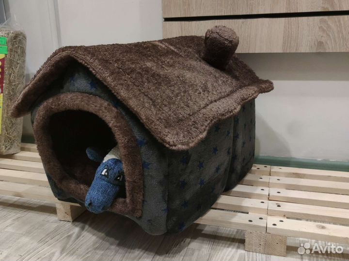 Домик для кошки новый