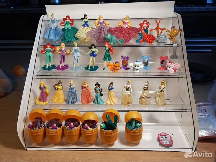 Киндер игрушки для девочек. Принцессы, Барби,др