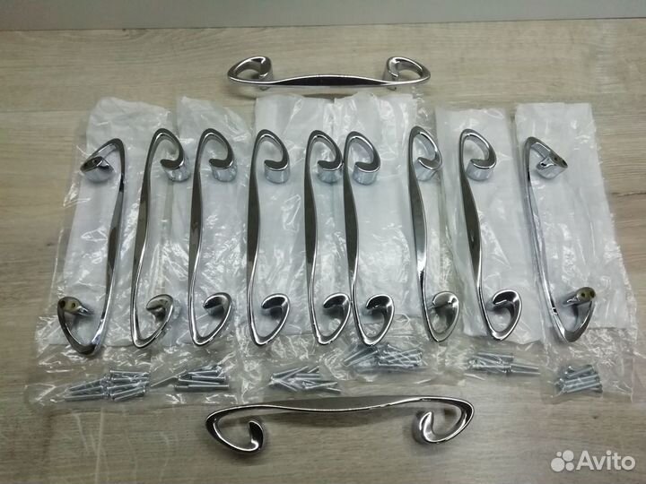 Ручки мебельные Италия