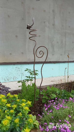 Опора для растений садовая