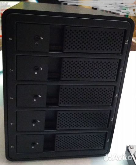 Док-станция дисковое хранилище Orico без хардов