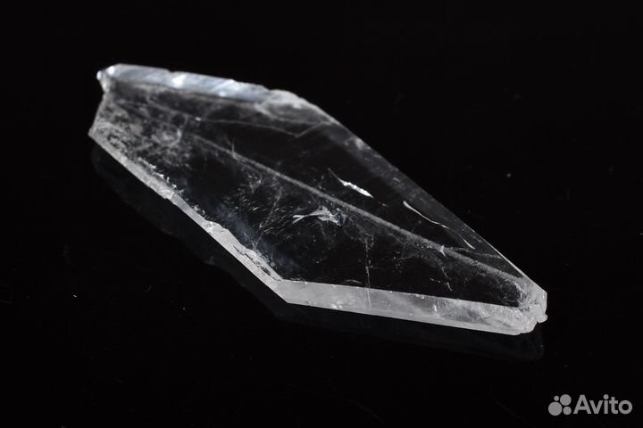 Уплощённый кристалл. Фаден-кварц. Лот №1154