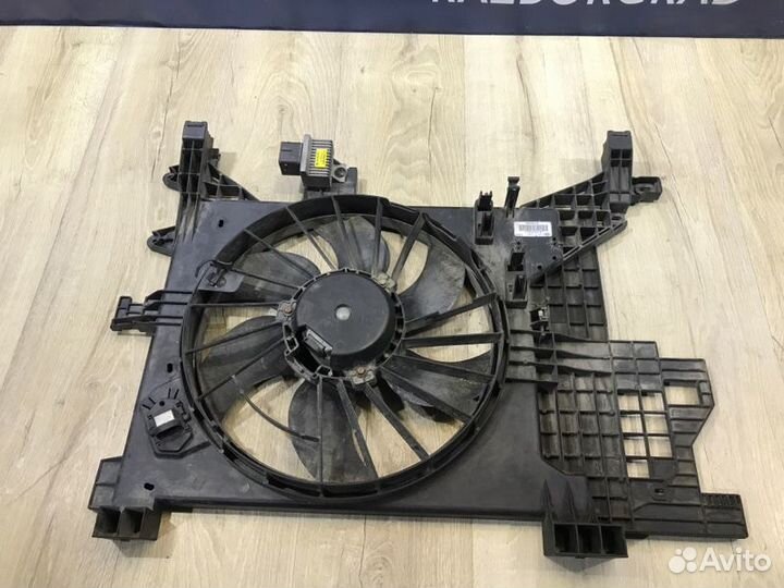 Диффузор вентилятора Renault Duster 1 1.5 K9K898