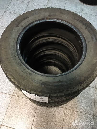 Gislaved Nord Frost 200 ID 215/65 R16