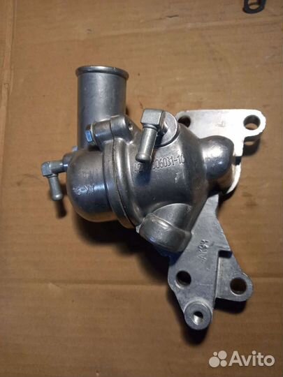 Корпус термостата на Газель бизнес дв. умз 4216