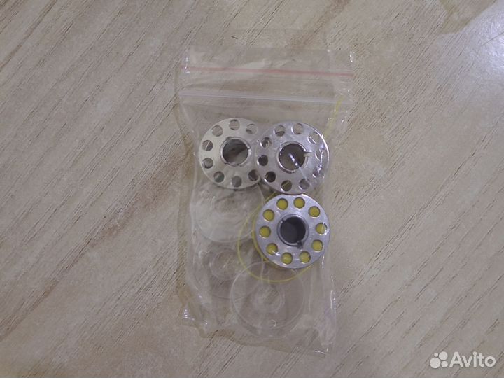 Шпулька для швейной машинки