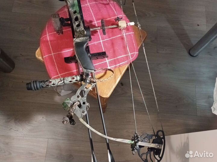 Блочный лук tomkat bowtech