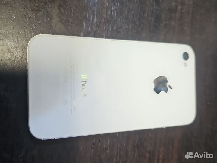 iPhone 4S, 8 ГБ