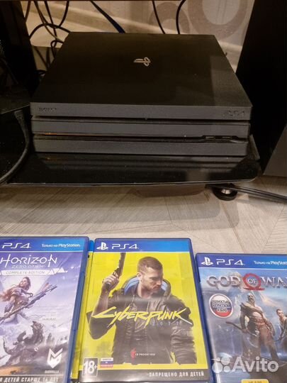 Sony PS4 pro 1tb