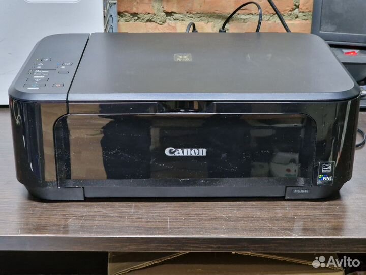 Мфу струйное Canon pixma MG3640 (не берёт бумагу)