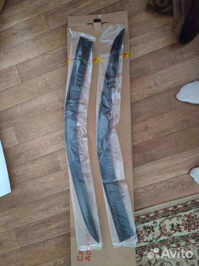 Ветровики Рено Сандеро/Логан 1