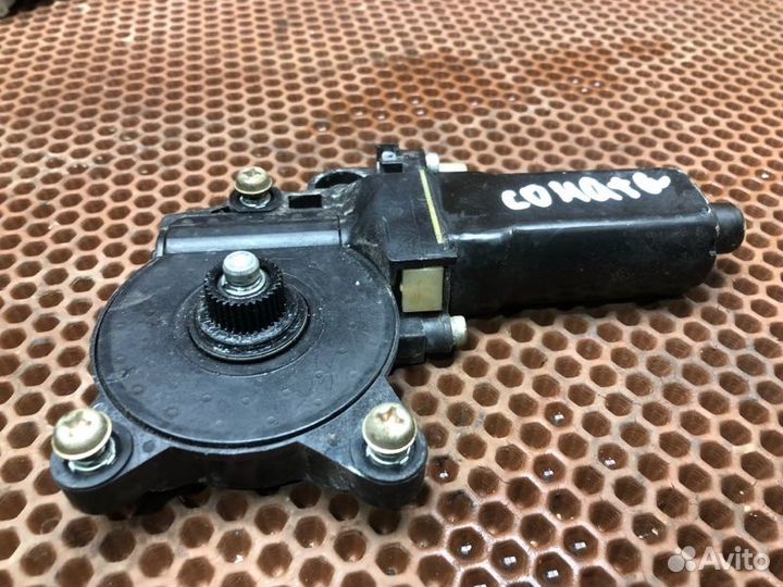 Мотор стеклоподъемника передний правый Hyundai