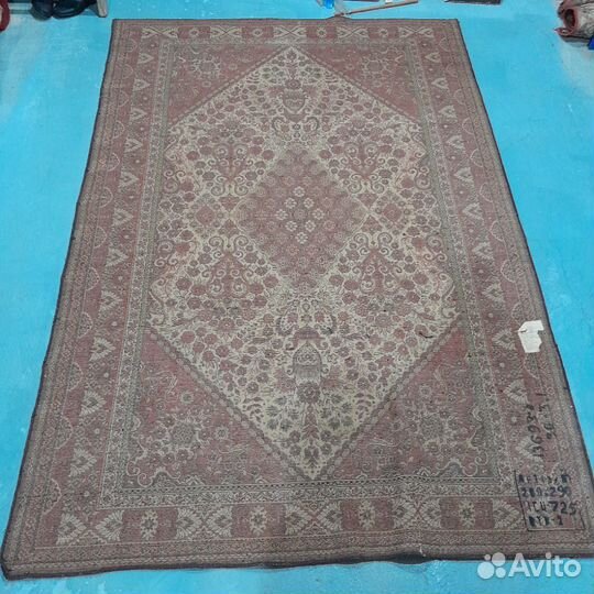 Ковер 200х295 см