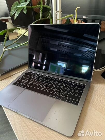 Apple MacBook Pro 13 2017 256/8