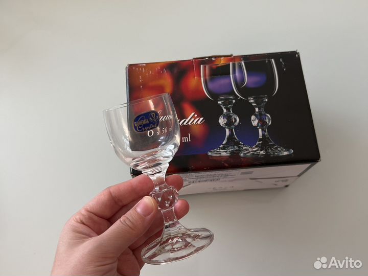 Рюмки на ножке