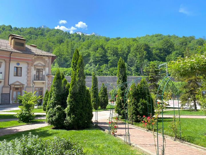 2-к. апартаменты, 56 м², 5/5 эт.