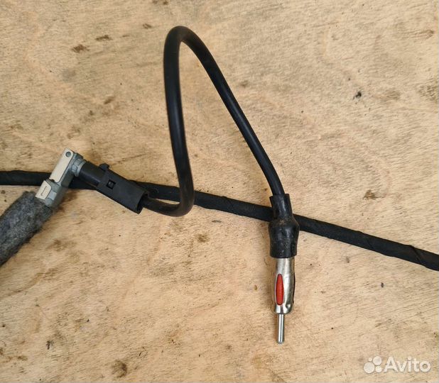 Проводка антенны Renault Duster