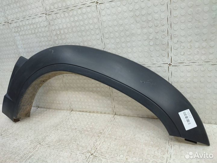 Накладка крыла передняя правая Chevrolet Niva