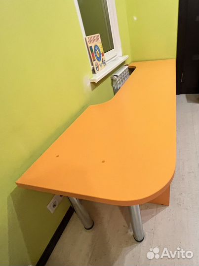 Детский игровой стол