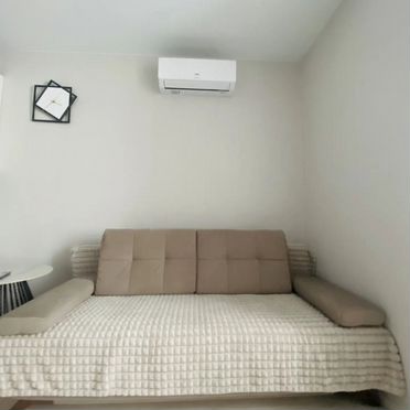 Комната 14 м² в 3-к., 1/5 эт.