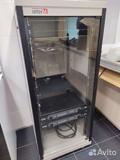 Аппаратный шкаф