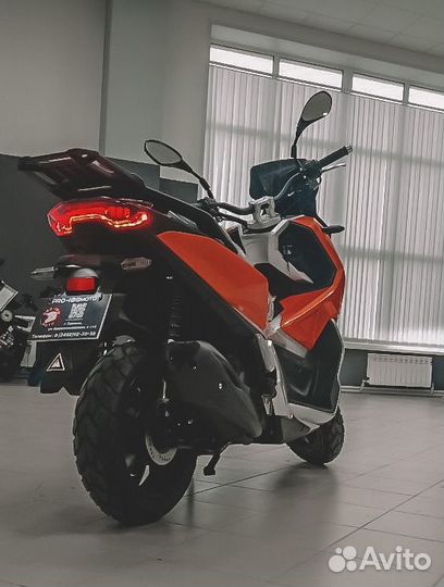 Максискутер tracer ADV NEO