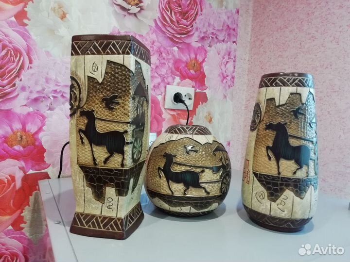 Продаю вазы 3 шт цена за набор