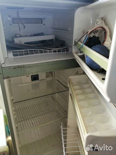 Продам холодильник б/у