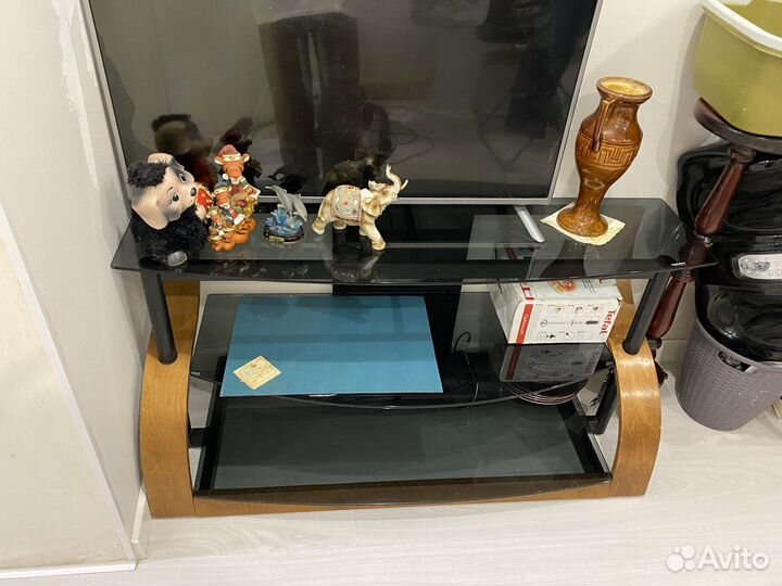 Полка стеклянная,черная матовая