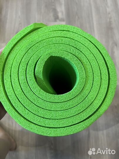 Коврик для йоги и фитнеса