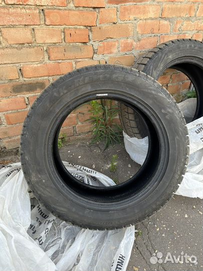 Bridgestone Blizzak Revo GZ 225/55 R17