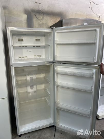 Холодильник daewoo