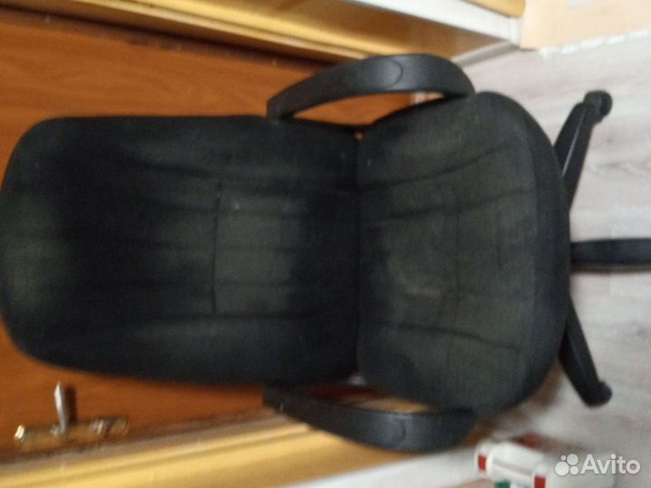 Компьютерное кресло