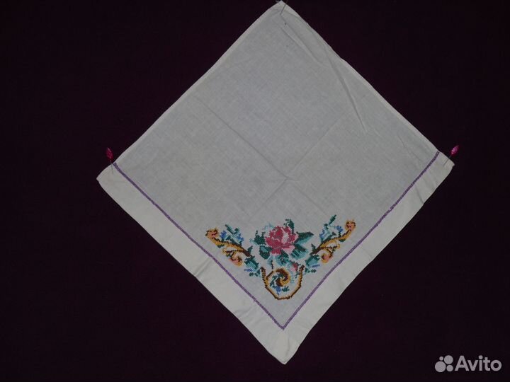 Старинные вышивки - дорожка, салфетки,50-е года