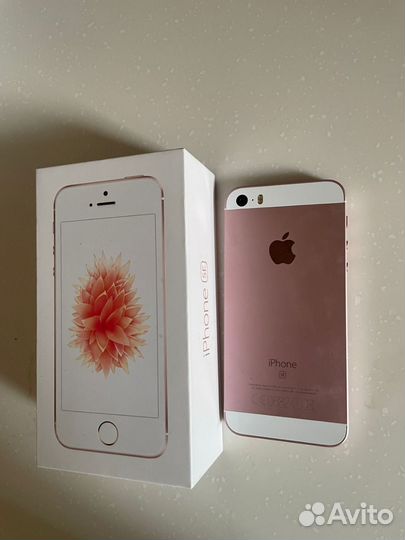iPhone SE, 32 ГБ
